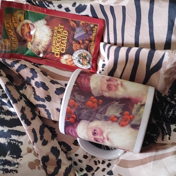 Hot Chocolate Mug Kit - Picture 4 of 6